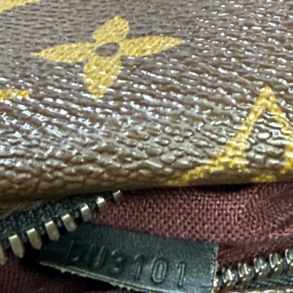 Authentic Louis Vuitton Macassar Kitan bag - Picture 9 of 12